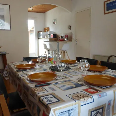 Maison Plain Pied Confort, Proche Plage, 6 Couchages, Terrasse, 2 Chambres, Parking, Wi-fi Optionnel - Fr-1-224a-383
